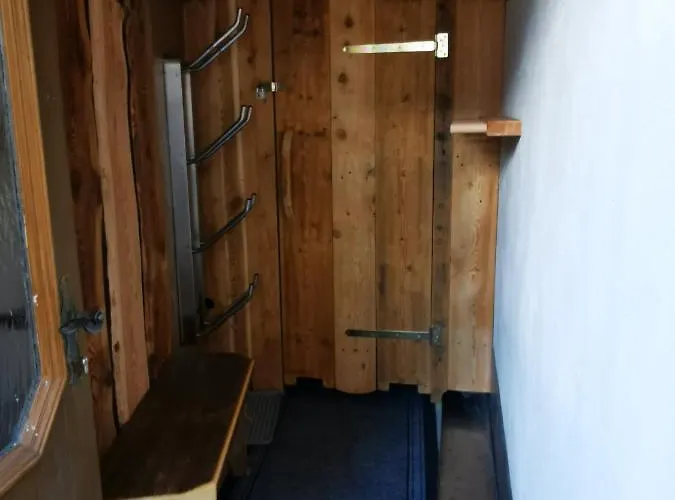 Anton 公寓 斯拉德明